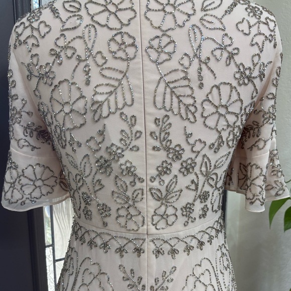 NWT Needle & Thread Linear Motif Georgette Sheath Dress | Size 6 - Picture 8 of 15